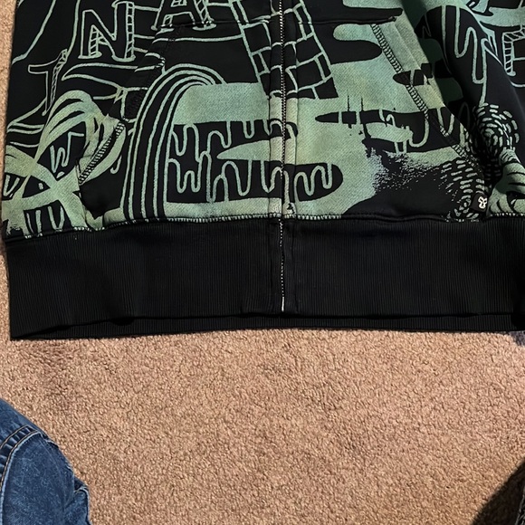 Euc TNA graphic full zip hoodie. - Picture 2 of 8